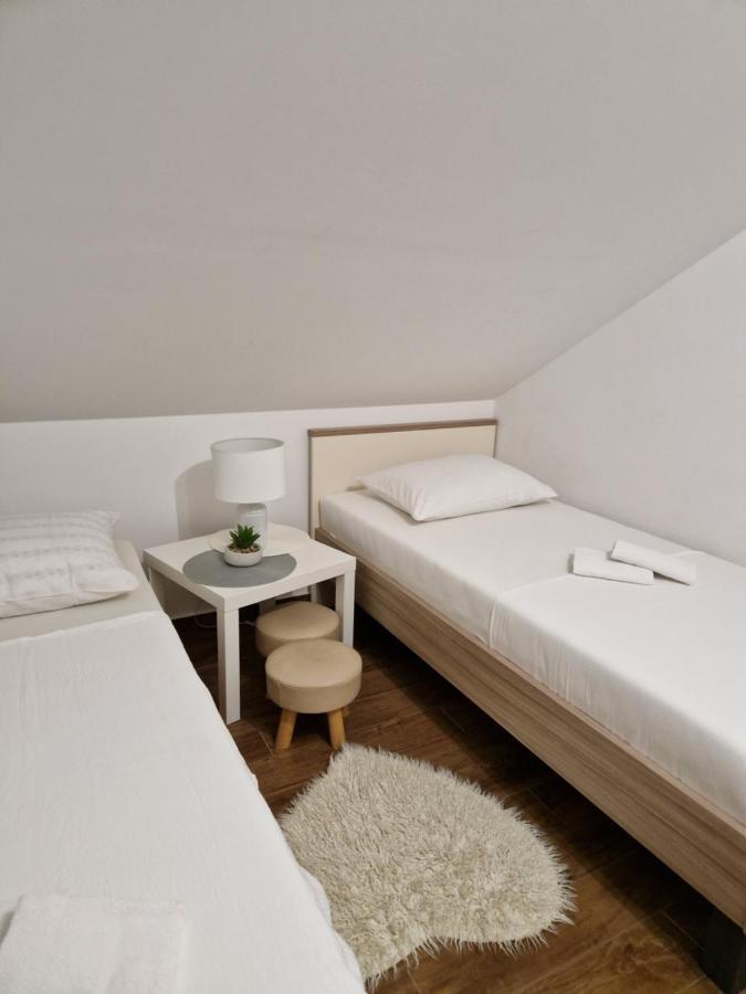 Villa Tara Zadar Exterior foto